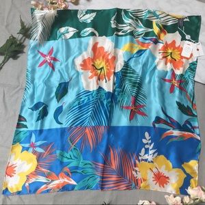 BAOSHIDI Silk Rolled Hem Floral Handkerchief Scarf